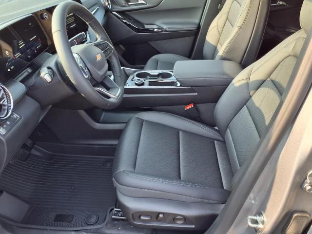 new 2026 Chevrolet Equinox car, priced at $32,635
