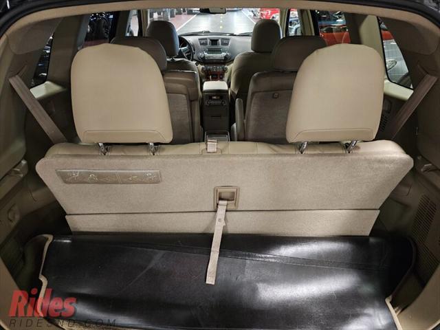 used 2010 Toyota Highlander car, priced at $9,900