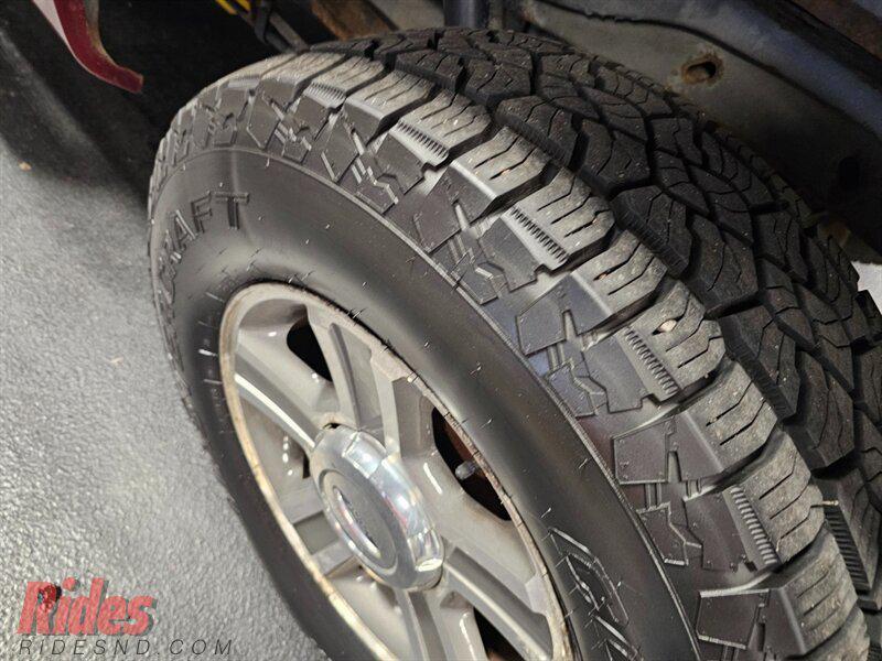 used 2005 Ford F-150 car, priced at $8,900