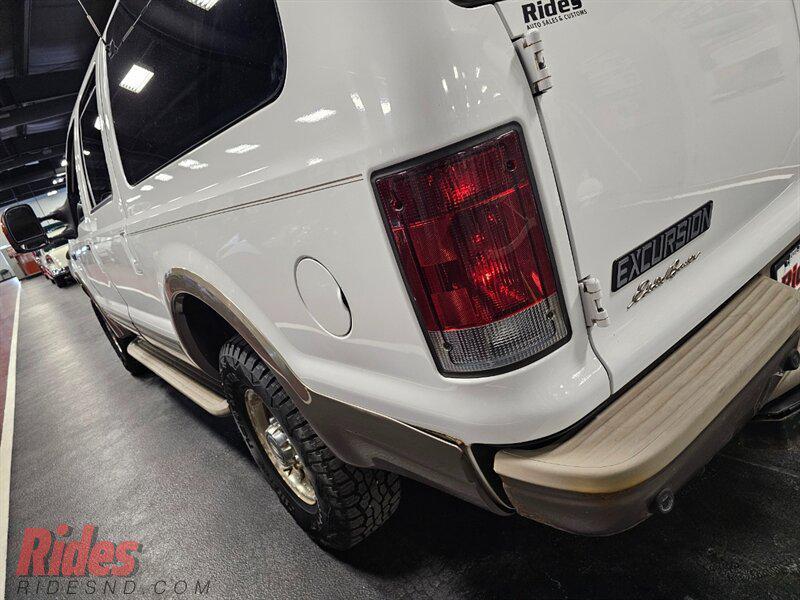 used 2004 Ford Excursion car, priced at $24,900