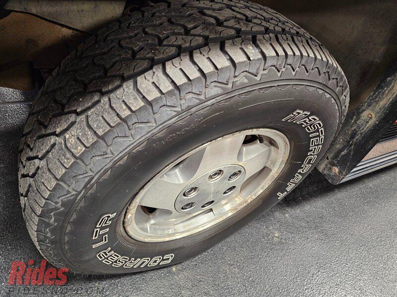 used 1994 Chevrolet 1500 car, priced at $19,900