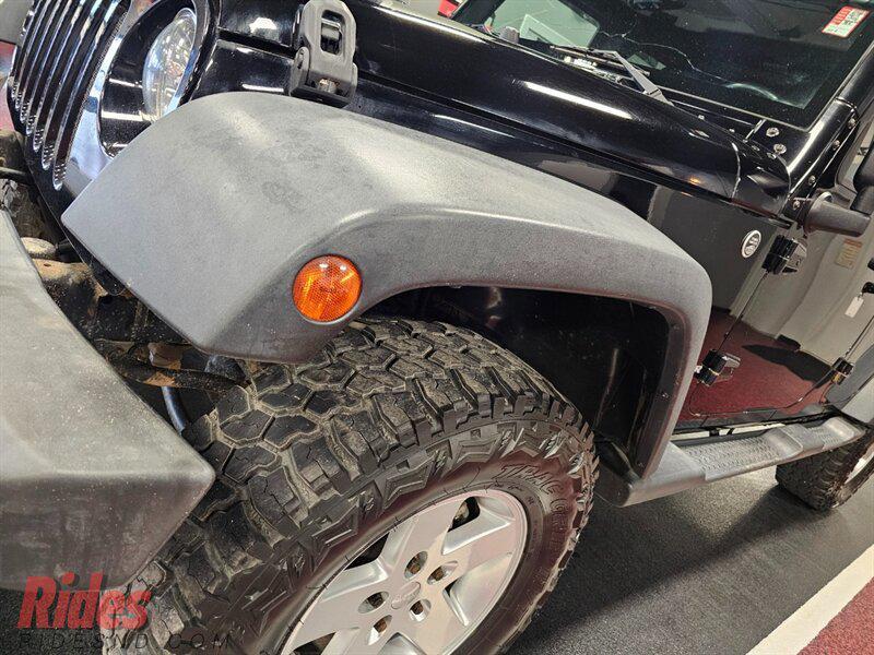 used 2015 Jeep Wrangler Unlimited car, priced at $17,900