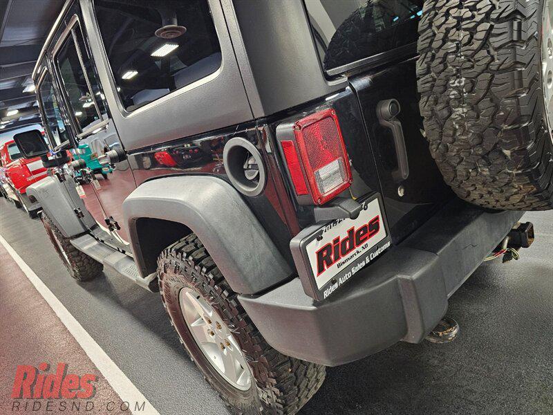 used 2015 Jeep Wrangler Unlimited car, priced at $17,900