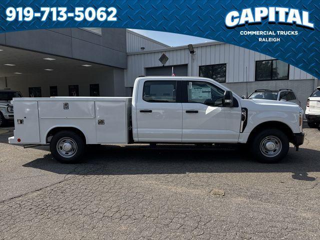 new 2025 Ford F-250 car, priced at $65,892