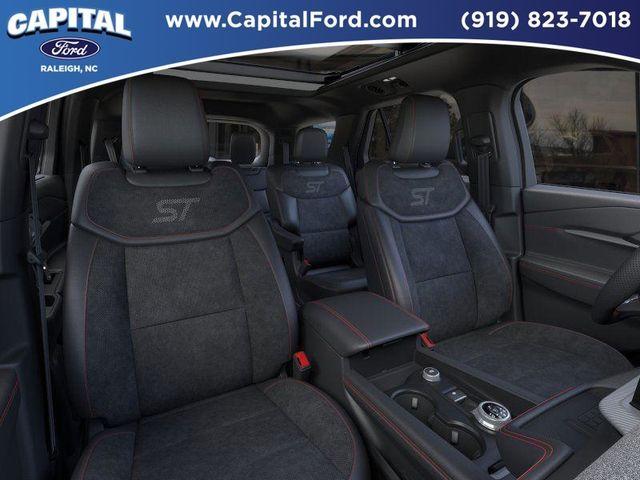 new 2025 Ford Explorer car, priced at $61,625
