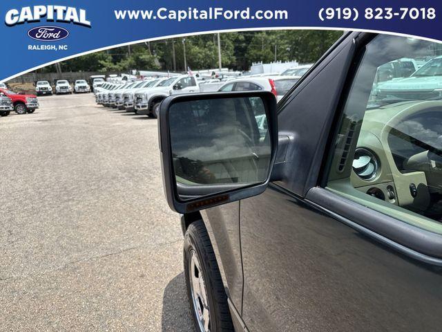 used 2006 Ford F-150 car, priced at $7,995