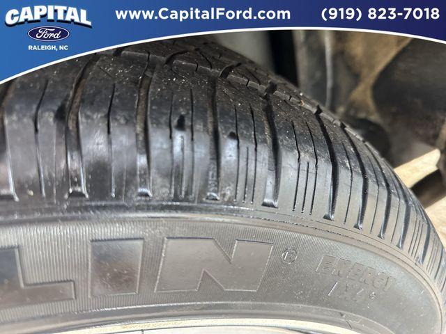 used 2004 Lincoln Town Car car, priced at $9,975