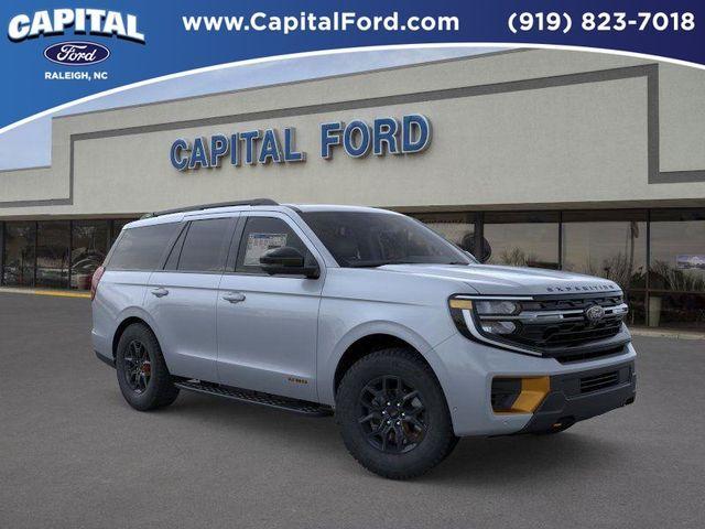new 2025 Ford Expedition car, priced at $85,334