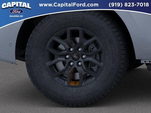 new 2025 Ford Expedition car, priced at $85,334