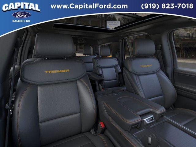 new 2025 Ford Expedition car, priced at $85,334
