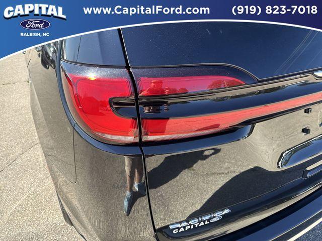 used 2022 Chrysler Pacifica car, priced at $21,995