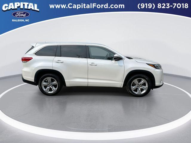 used 2017 Toyota Highlander car, priced at $19,895