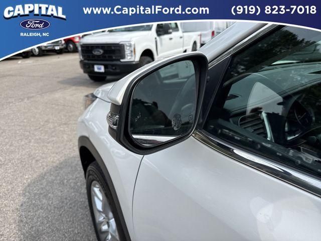 used 2017 Toyota Highlander car, priced at $19,895