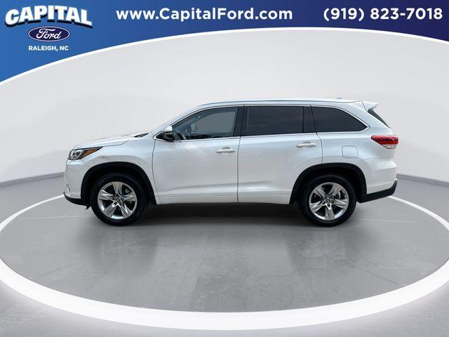 used 2017 Toyota Highlander car, priced at $19,895