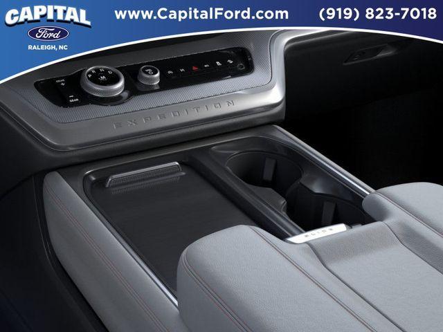 new 2025 Ford Expedition car, priced at $71,210