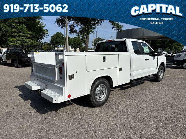 new 2025 Ford F-250 car, priced at $65,322
