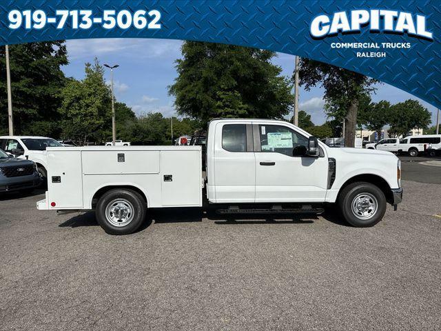new 2025 Ford F-250 car, priced at $65,322