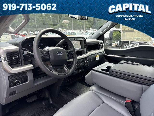 new 2025 Ford F-250 car, priced at $65,892