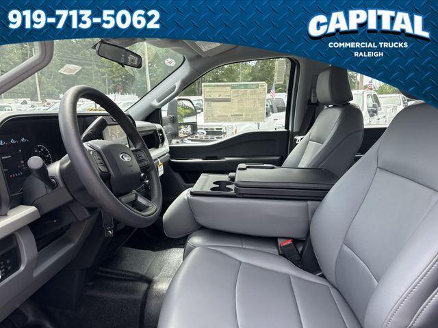 new 2025 Ford F-250 car, priced at $65,892
