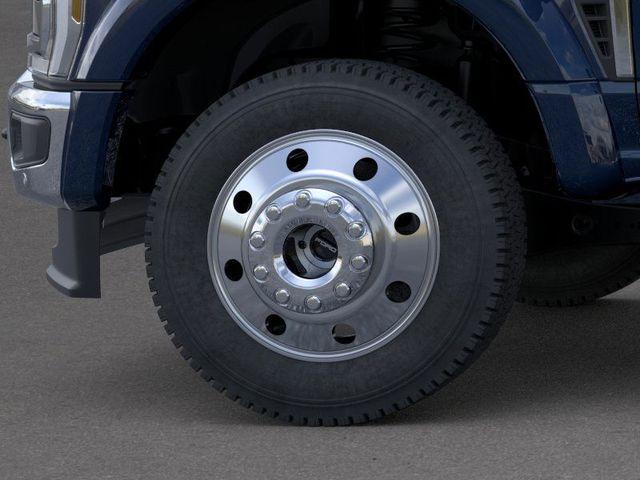 new 2025 Ford F-450 car, priced at $95,330