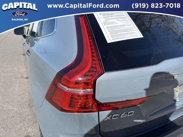 used 2022 Volvo XC60 car, priced at $37,895