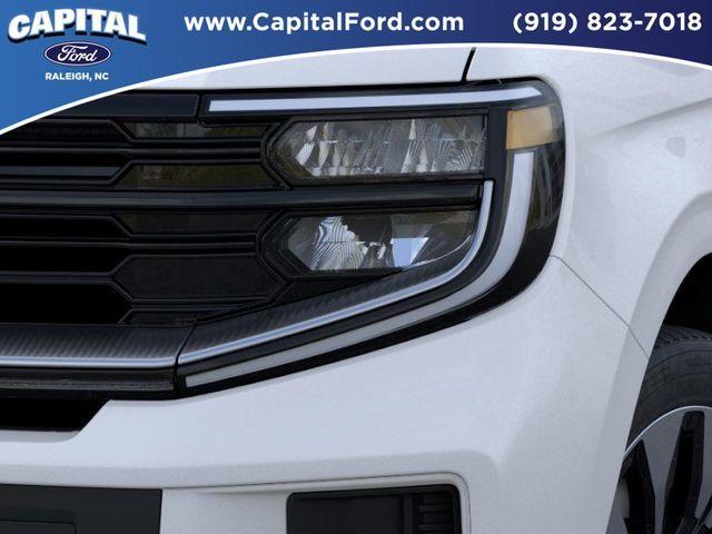 new 2025 Ford Expedition car, priced at $90,900