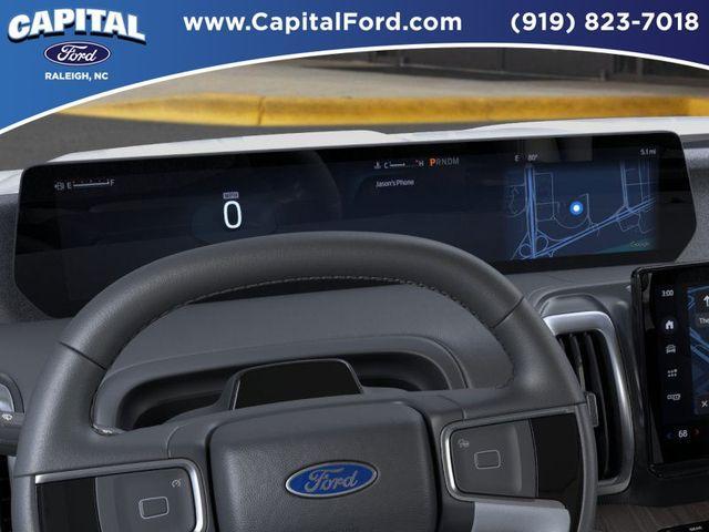 new 2025 Ford Expedition car, priced at $90,900