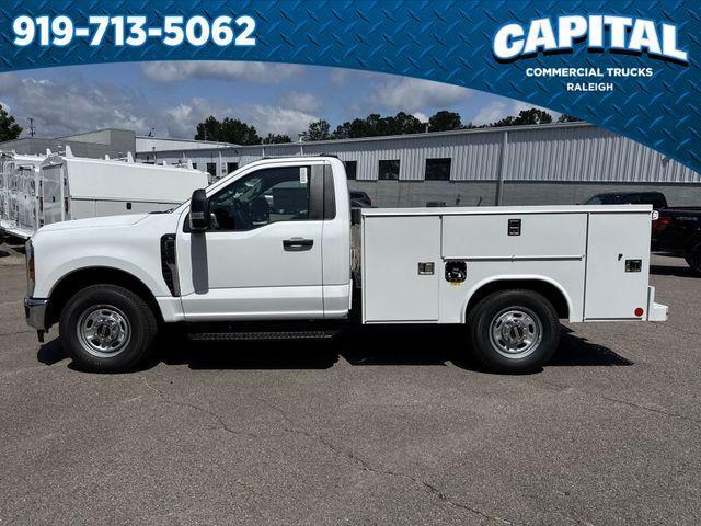 new 2025 Ford F-250 car, priced at $62,853