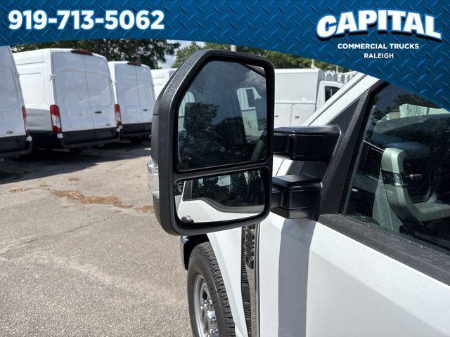 new 2025 Ford F-250 car, priced at $62,853