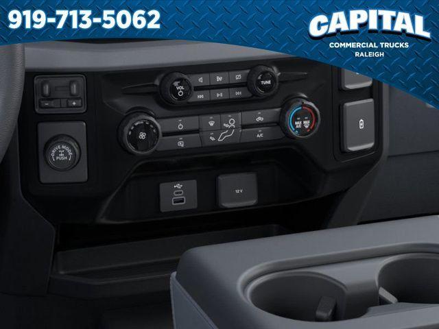 new 2024 Ford F-250 car, priced at $46,355
