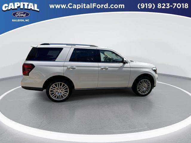 used 2024 Ford Expedition car, priced at $57,865