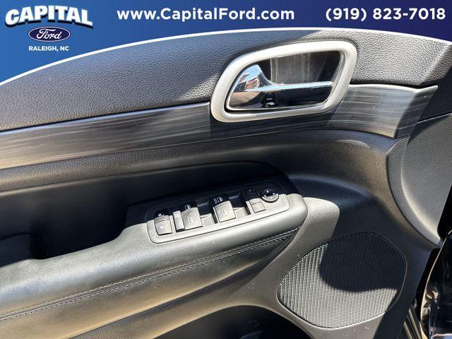 used 2020 Jeep Grand Cherokee car, priced at $19,825