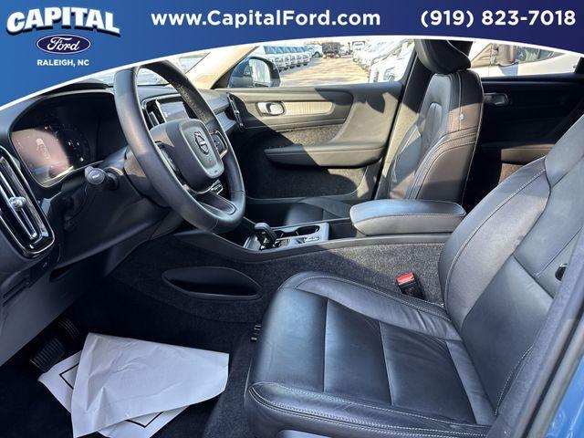 used 2023 Volvo XC40 car, priced at $25,490