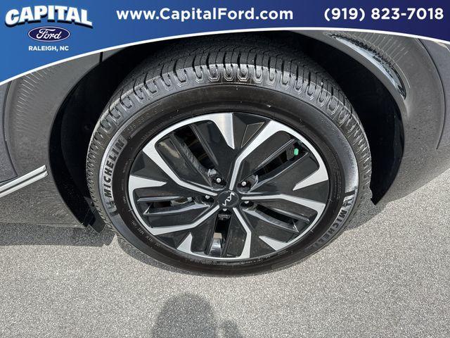 used 2022 Kia EV6 car, priced at $24,473