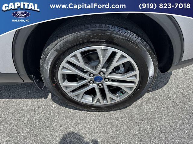 used 2022 Ford Escape car, priced at $22,375