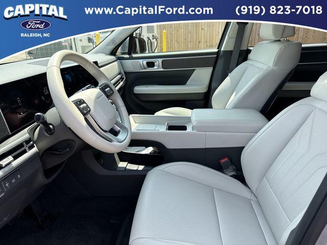 used 2025 Hyundai Santa Fe car, priced at $32,645