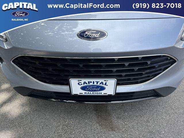 used 2022 Ford Escape car, priced at $25,990