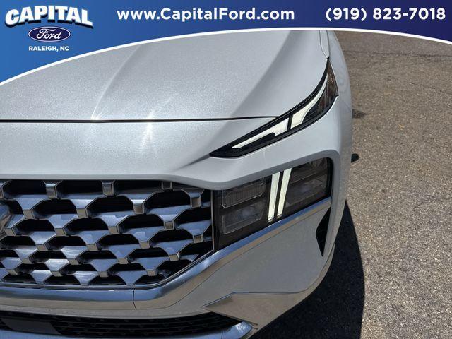 used 2022 Hyundai Santa Fe car, priced at $25,985