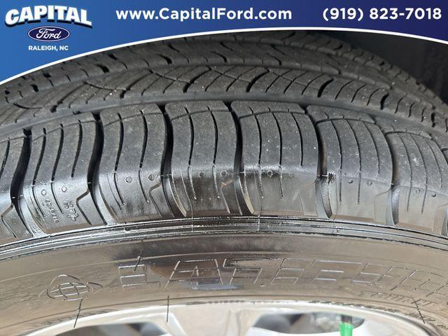 used 2024 Ford Edge car, priced at $29,331
