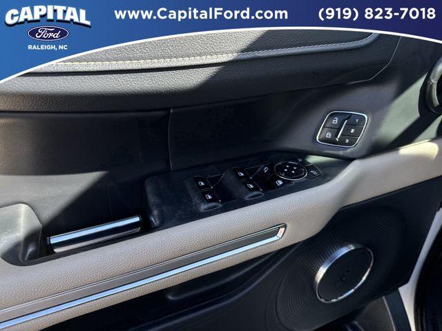 used 2023 Ford Expedition car, priced at $42,595