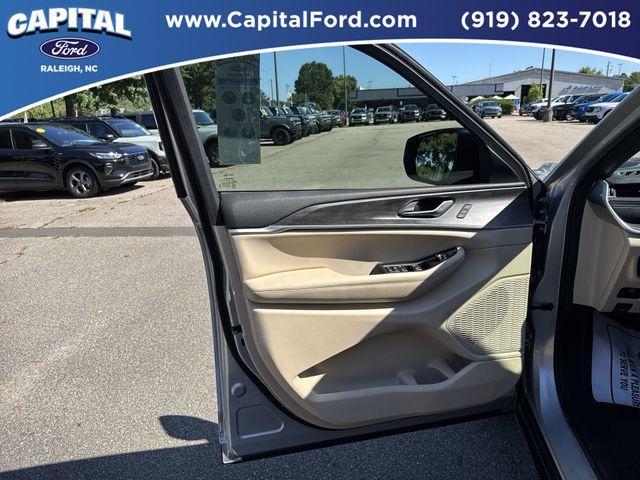 used 2023 Jeep Grand Cherokee L car, priced at $30,985