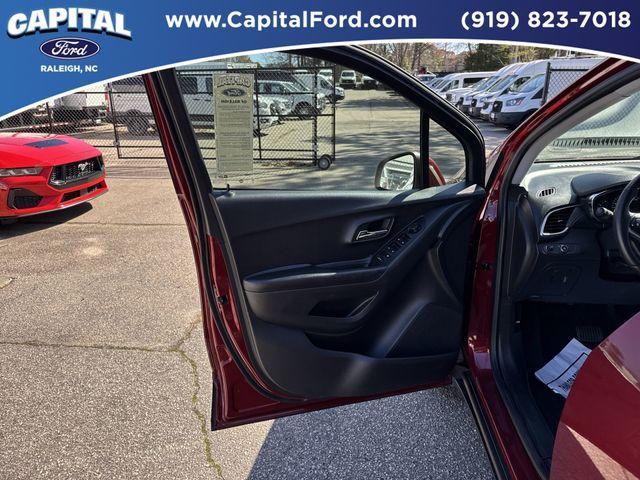 used 2022 Chevrolet Trax car, priced at $17,690