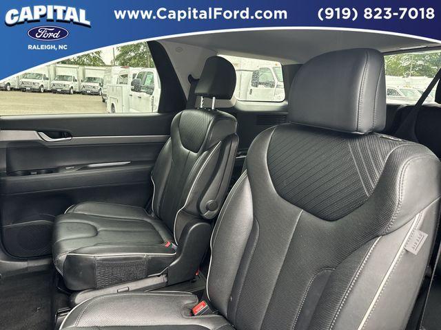 used 2024 Hyundai Palisade car, priced at $35,895