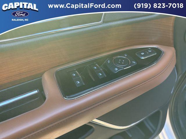 used 2019 Lincoln Navigator L car, priced at $39,495