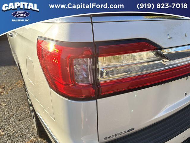 used 2019 Lincoln Navigator L car, priced at $39,495