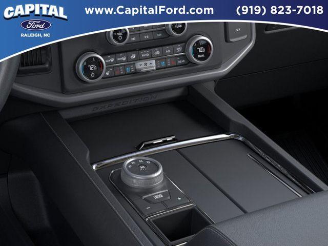 new 2024 Ford Expedition car, priced at $57,886