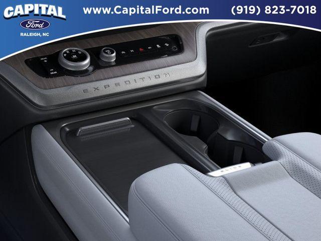 new 2025 Ford Expedition Max car, priced at $97,010