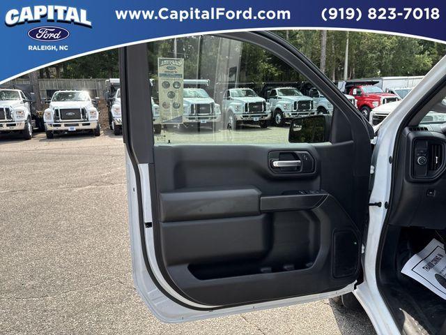 used 2024 Chevrolet Silverado 1500 car, priced at $31,983