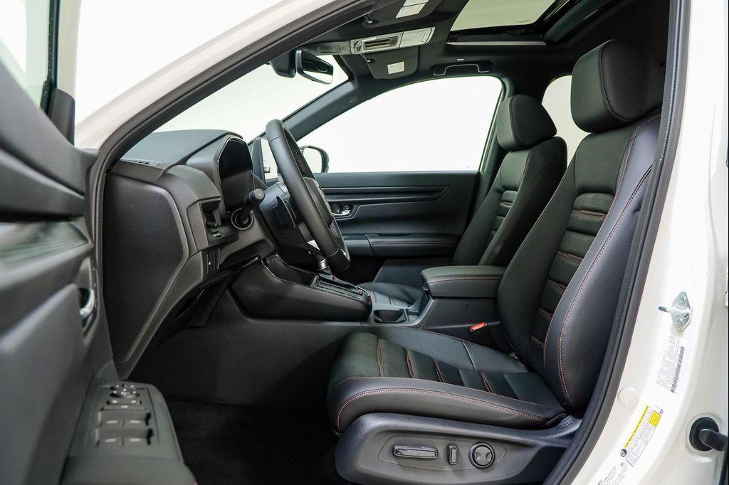 new 2026 Honda CR-V Hybrid car, priced at $39,960