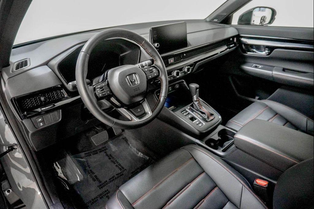 used 2025 Honda CR-V Hybrid car, priced at $39,595